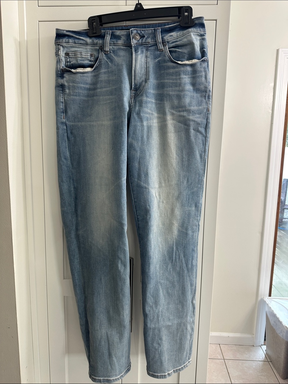 Light Blue Men's Straight-Leg Express Jeans 32wx32l